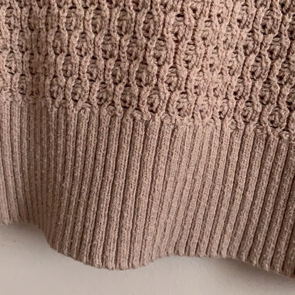 Pink Knitted Sweater ll American Eagle Outfitters - Picture 3 of 6